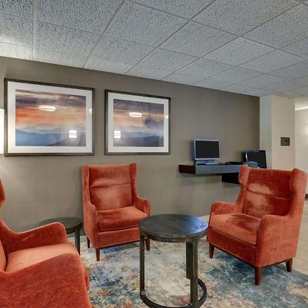 Drury Inn & Suites Charlotte University Place Exteriér fotografie