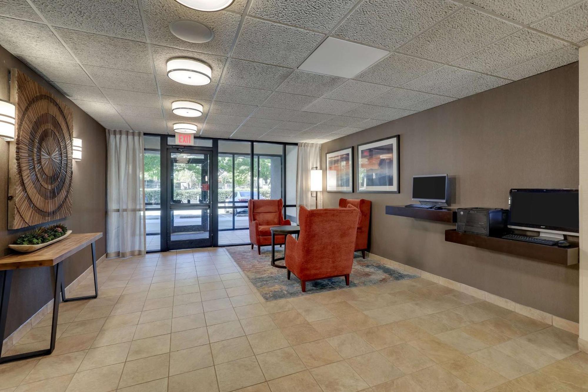 Drury Inn & Suites Charlotte University Place Exteriér fotografie