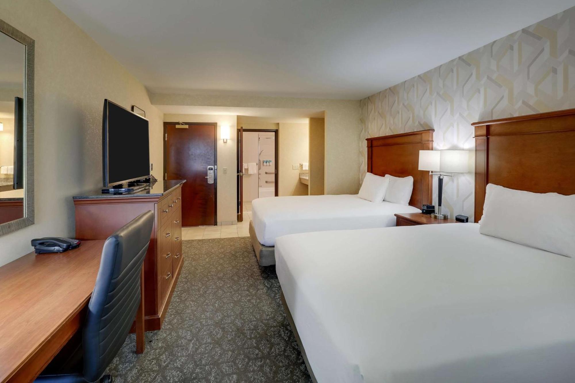 Drury Inn & Suites Charlotte University Place Exteriér fotografie