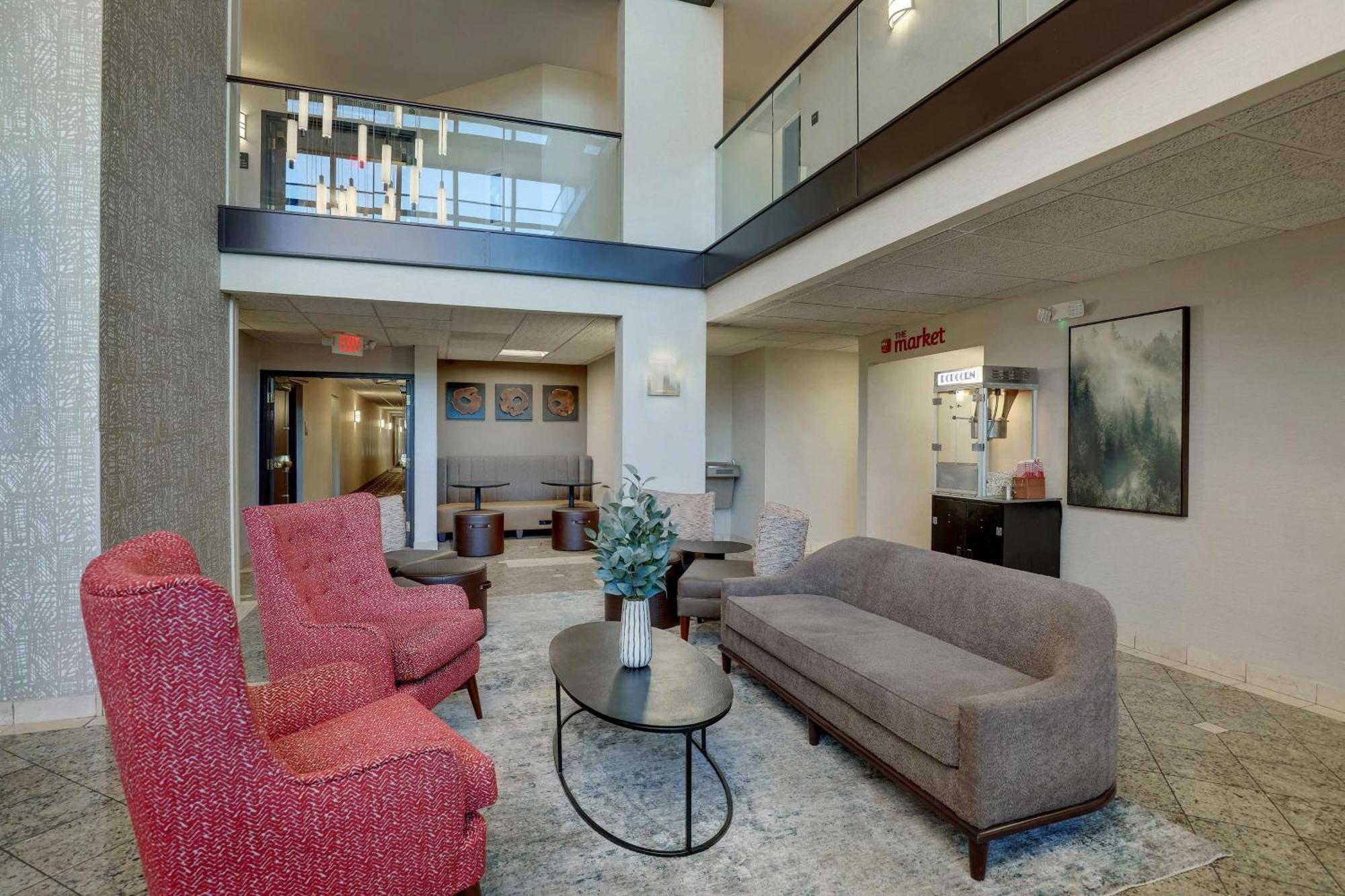 Drury Inn & Suites Charlotte University Place Exteriér fotografie